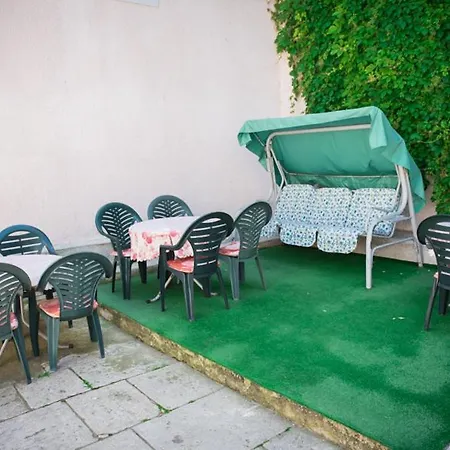 Апартаменти за гости