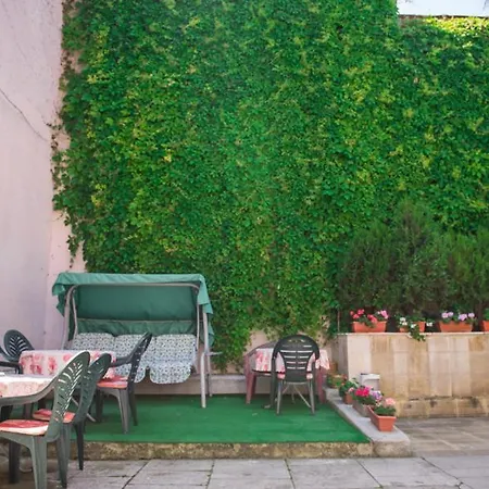 Апартаменти за гости